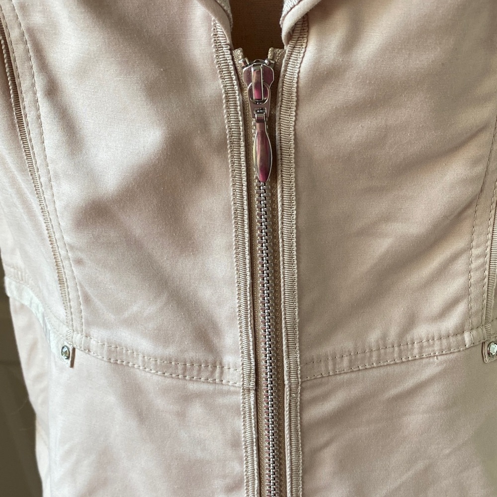 White House Black Market Light Pink Zip Blazer - Picture 3 of 9